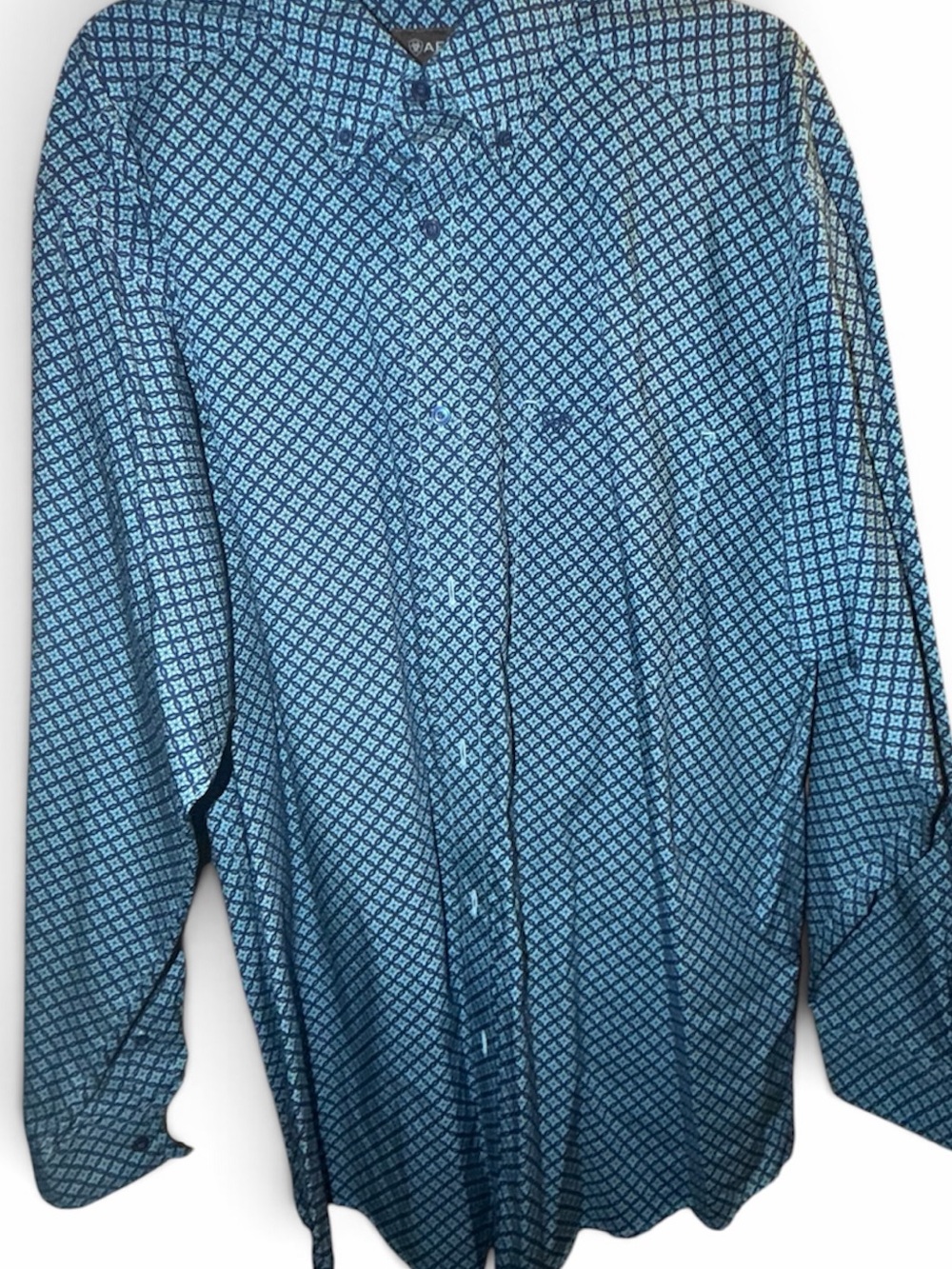 Men’s brand new without tag ARIAT button up